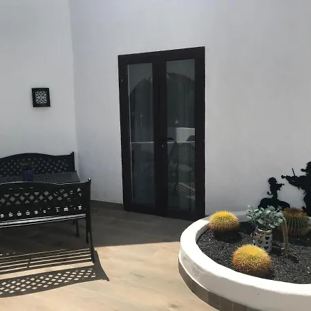 Апартаменты Casa Dylan Пуэрто-Калеро